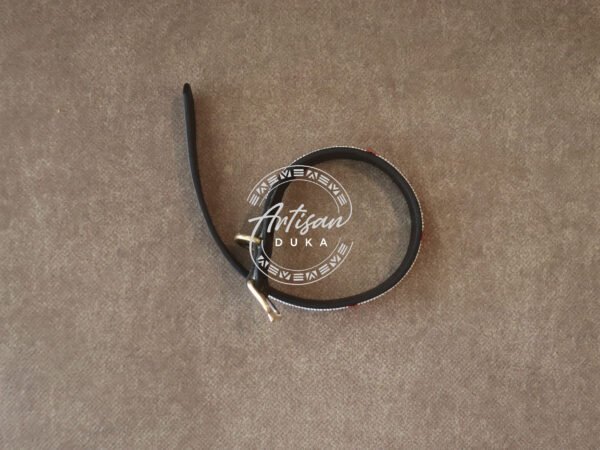 Elegant White Beaded Dog Collar - Handmade Leather Pet Accessory Elegant White Beaded Dog Collar - Handmade Leather Pet Accessory