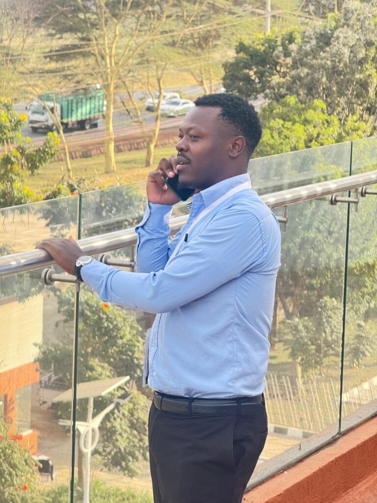 Victor, Artisan Duka