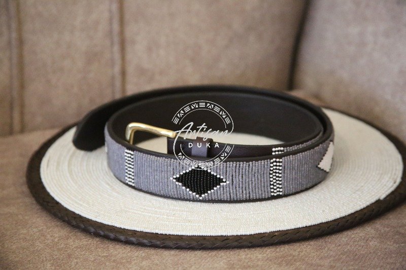 Striped Black and White Beaded Leather Belt with Diamond Design Striped Black and White Beaded Leather Belt with Diamond Design