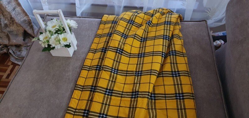 Vibrant Yellow Maasai Shuka Blanket - Authentic Handwoven African Wrap
