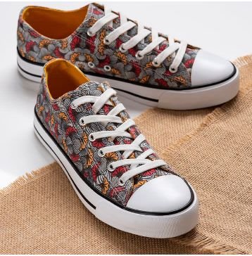 Flowery Ankara Women’s Sneakers – Handmade African Print Low-Tops Flowery Ankara Women’s Sneakers – Handmade African Print Low-Tops
