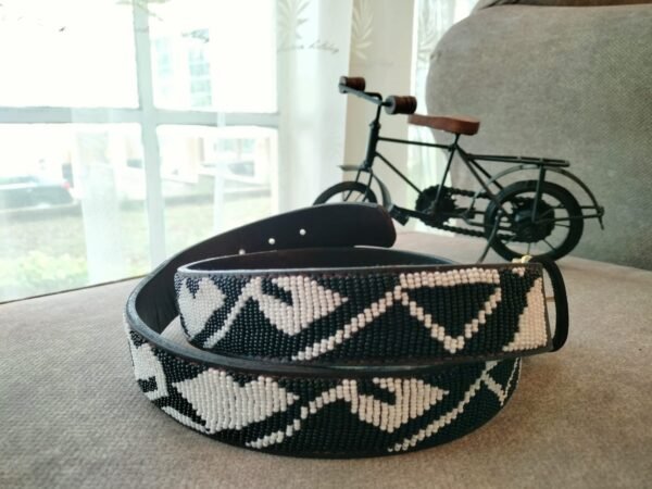 Monochrome Elegance Beaded Leather Belt - Black & White Design Monochrome Elegance Beaded Leather Belt - Black & White Design