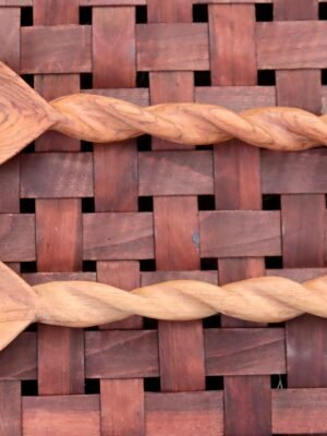 Spiral design wooden cooking sticks