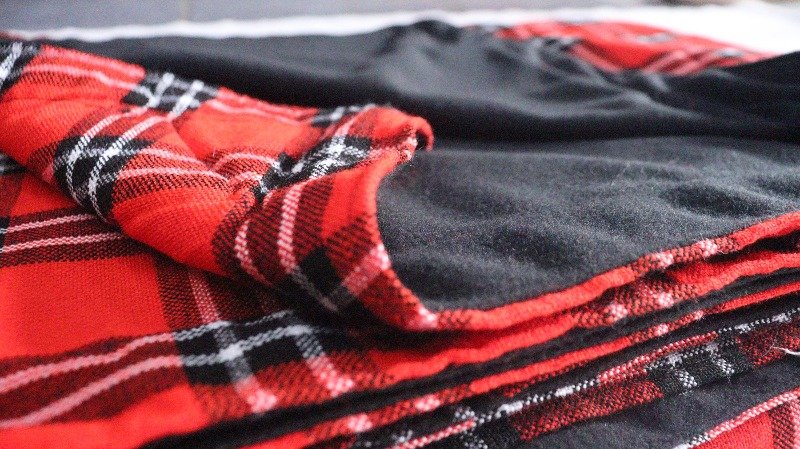 Savanna Ember Red Maasai Heritage Blanket - Warrior Shuka