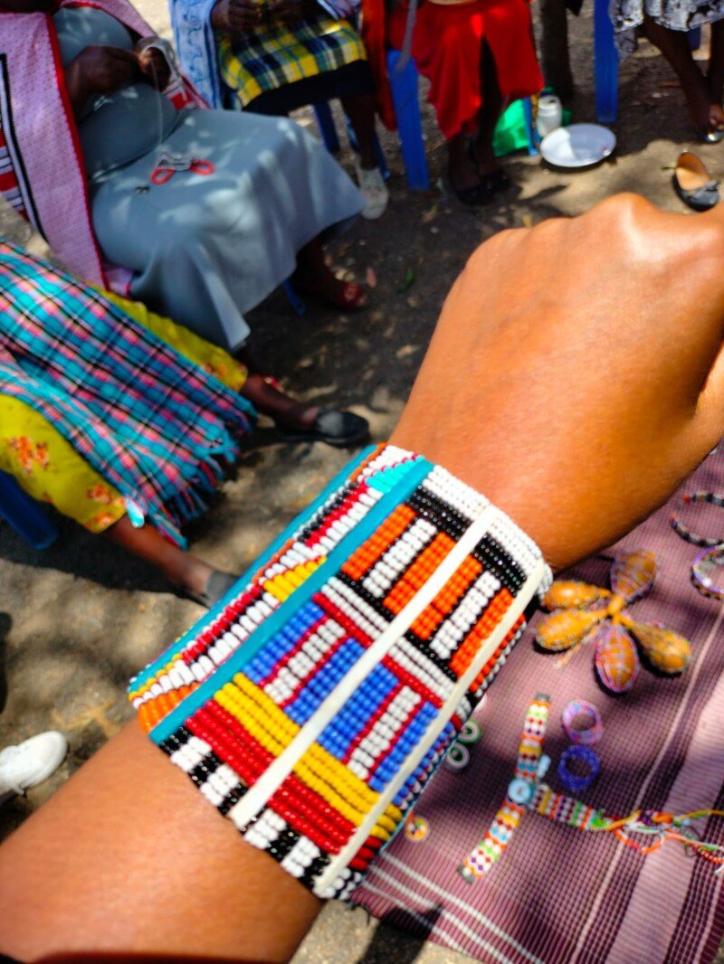 Multicolored Maasai beaded bracelet - handmade African jewelry