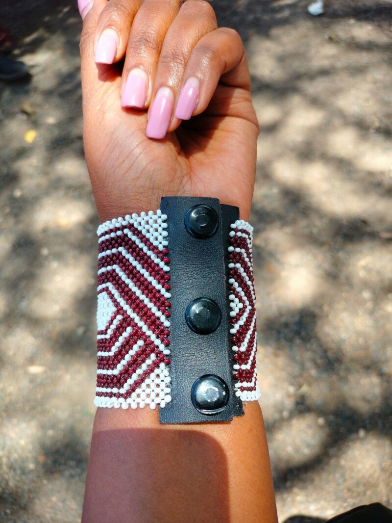 White Maasai beaded bracelet