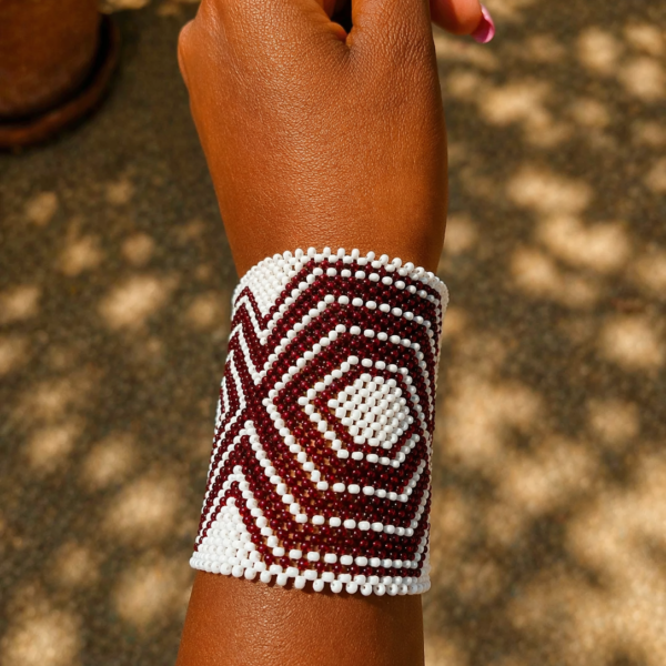 White Maasai beaded bracelet