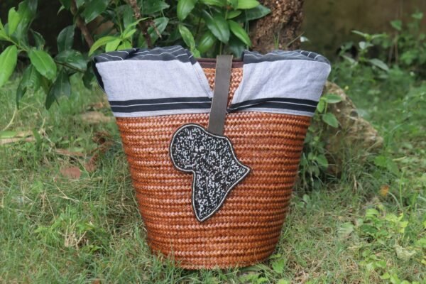 Kikoy Sisal Basket Handbag with Beaded Africa Map