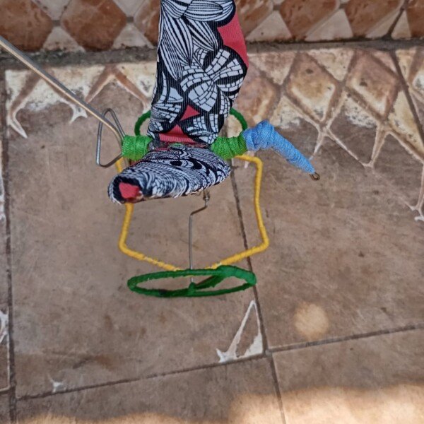 Safari Songbird Galimoto Wire Push Toy