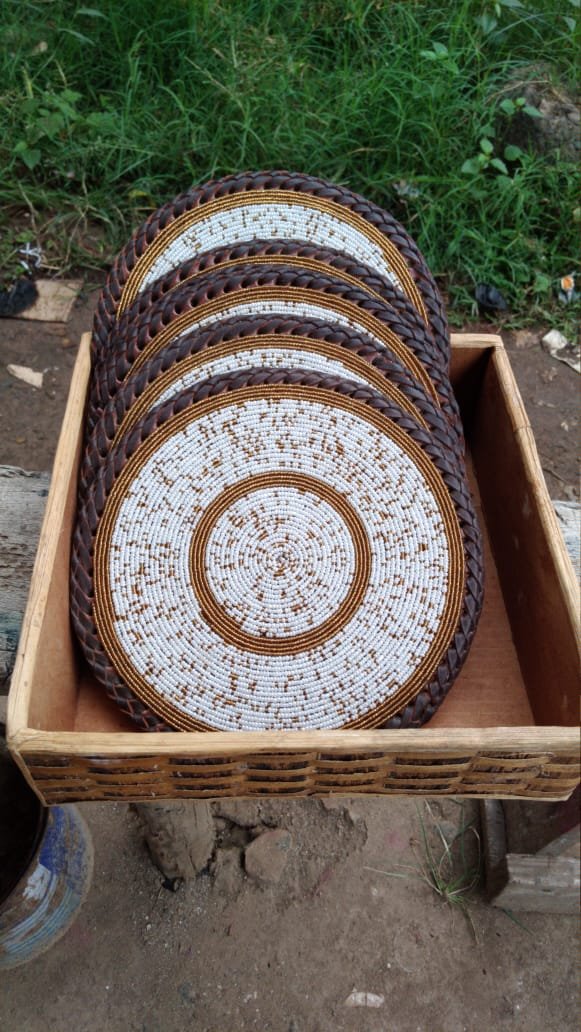 Pearl Glow White Maasai Placemat Pearl Glow White Maasai Placemat