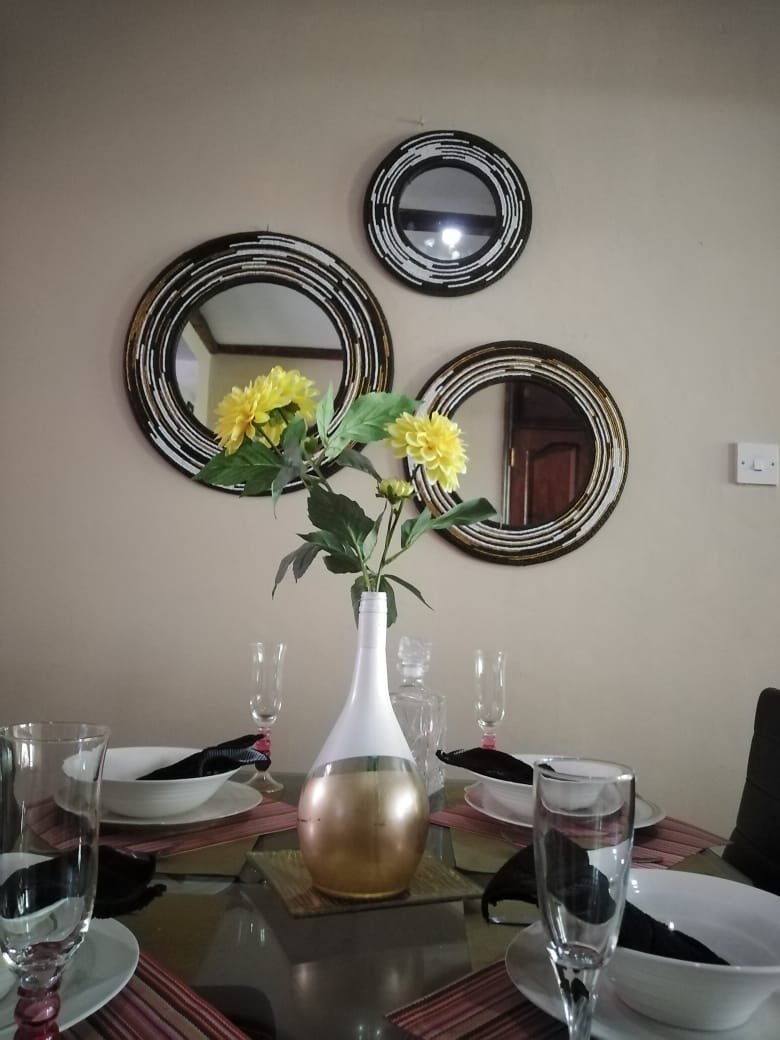 Trio Elegance Beaded Mirror Set - Classic Collection