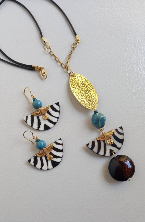 Savanna Zebra Print Beaded Necklace Savanna Zebra Print Beaded Necklace